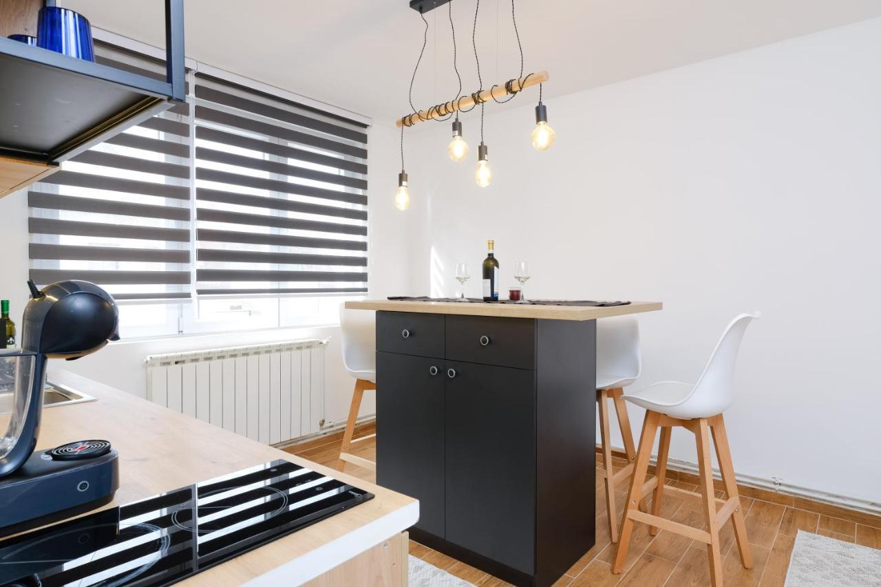 Mak Apartment - Free Parking - Balcony SJJ Eksteriør billede
